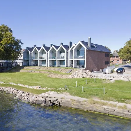 Eigene Sauna, Moderne In Wassernaehe Mit Meerblick - Heimathafen, Gratis Nutzung Vom Ahoi Erlebnisbad Und Sauna In Sellin Alt Reddevitz